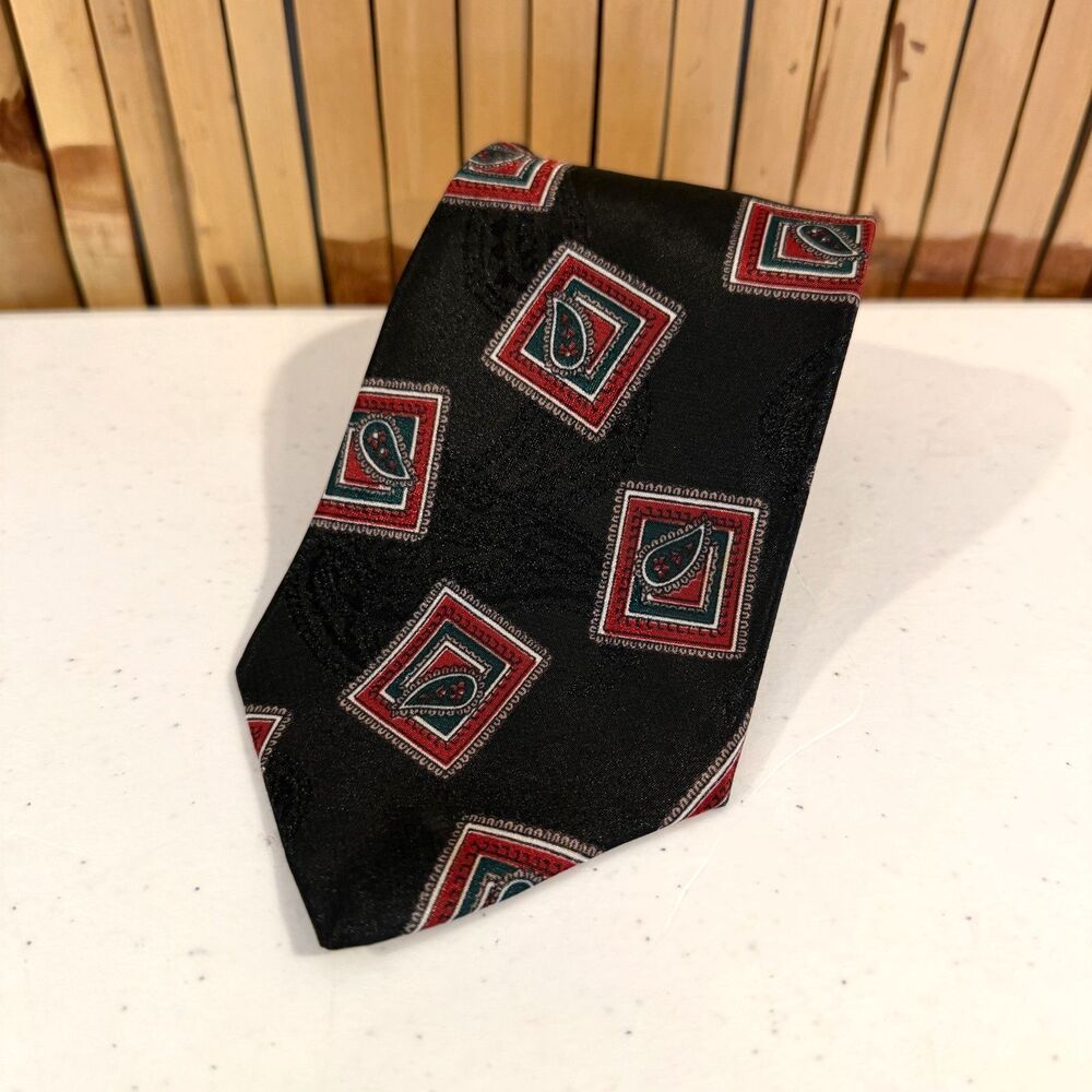 Oscar de la Renta Mens Tie 100% Silk Black Red Paisley Designer Necktie Luxury